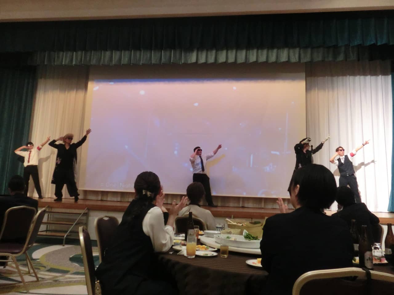 城内病院、「新入職員歓迎会及び永年勤続表彰式」の様子1）